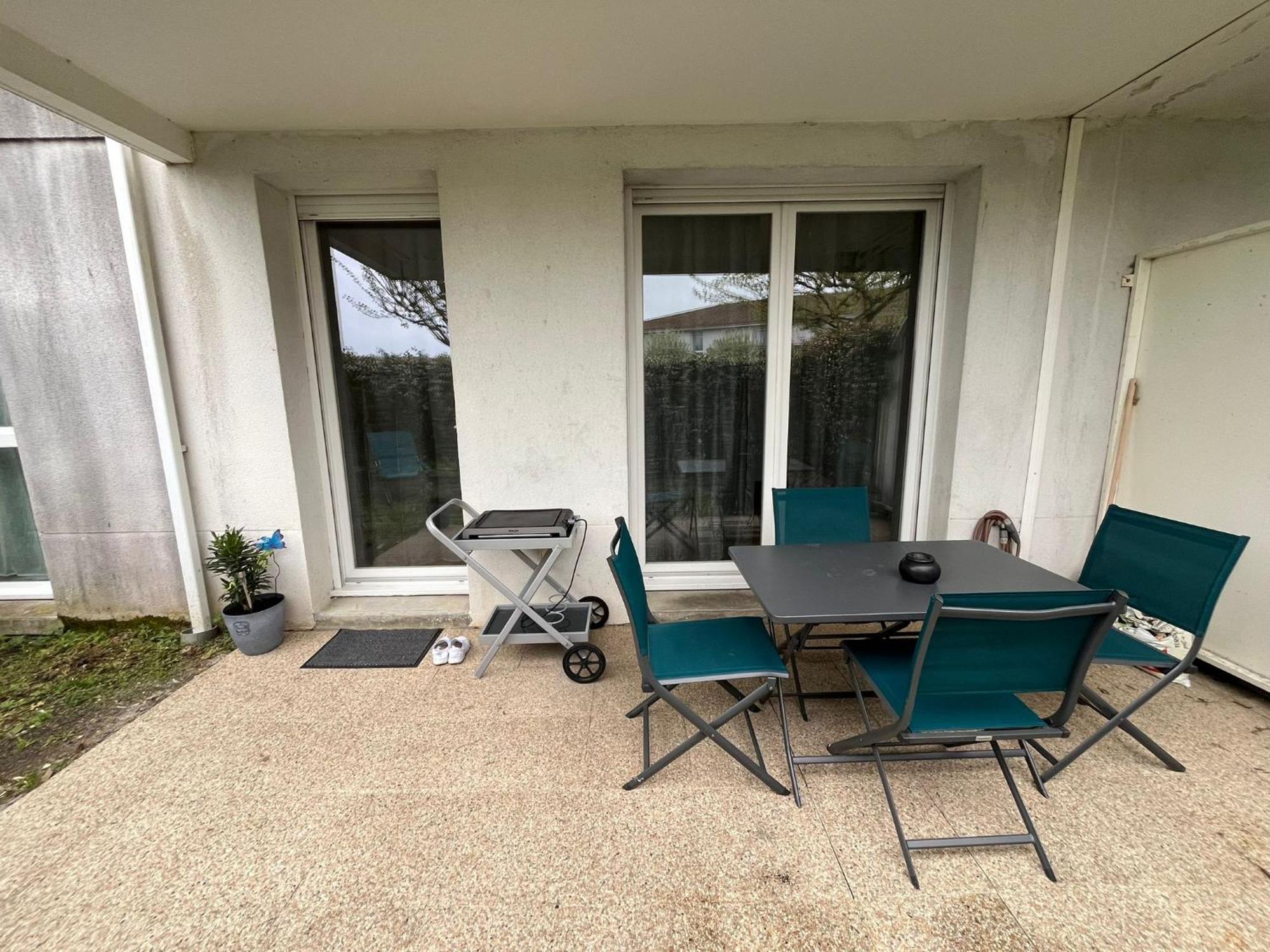 Appartement Avec Jardin A Rochefort Екстер'єр фото