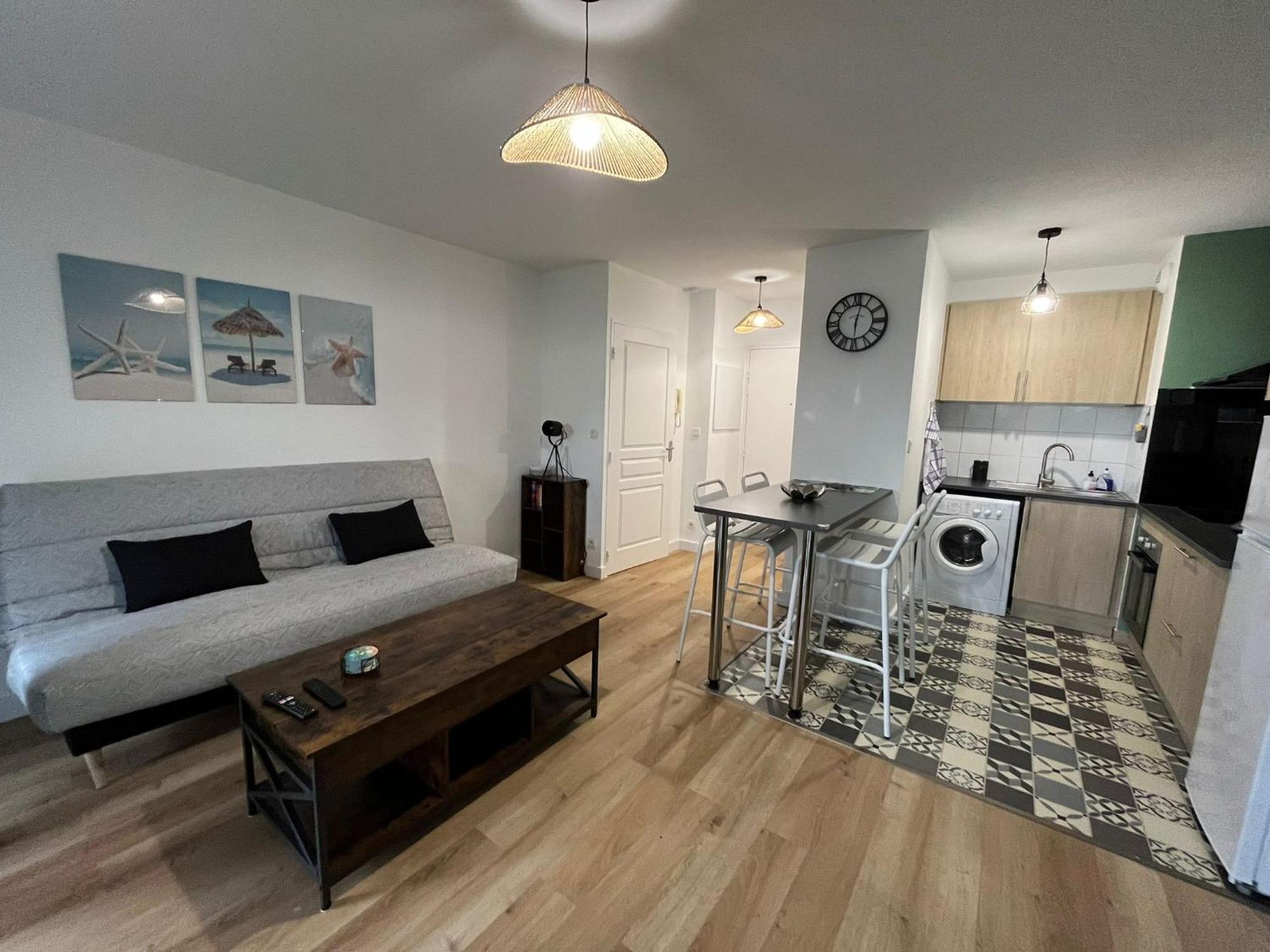 Appartement Avec Jardin A Rochefort Екстер'єр фото